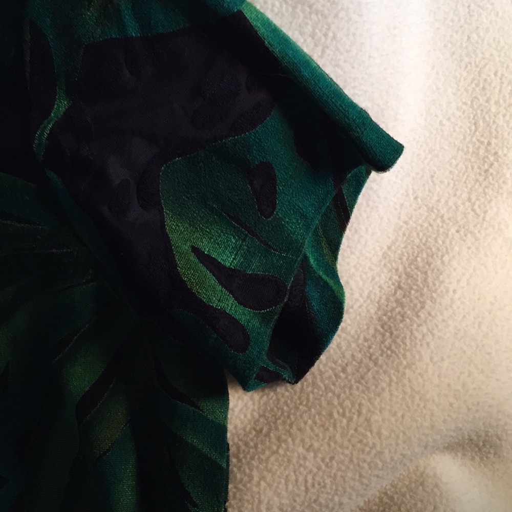Carol Little Botanical dressy tee - Picture 8 of 8
